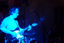 Claudio Voss (Gesang, Text, Gitarre)